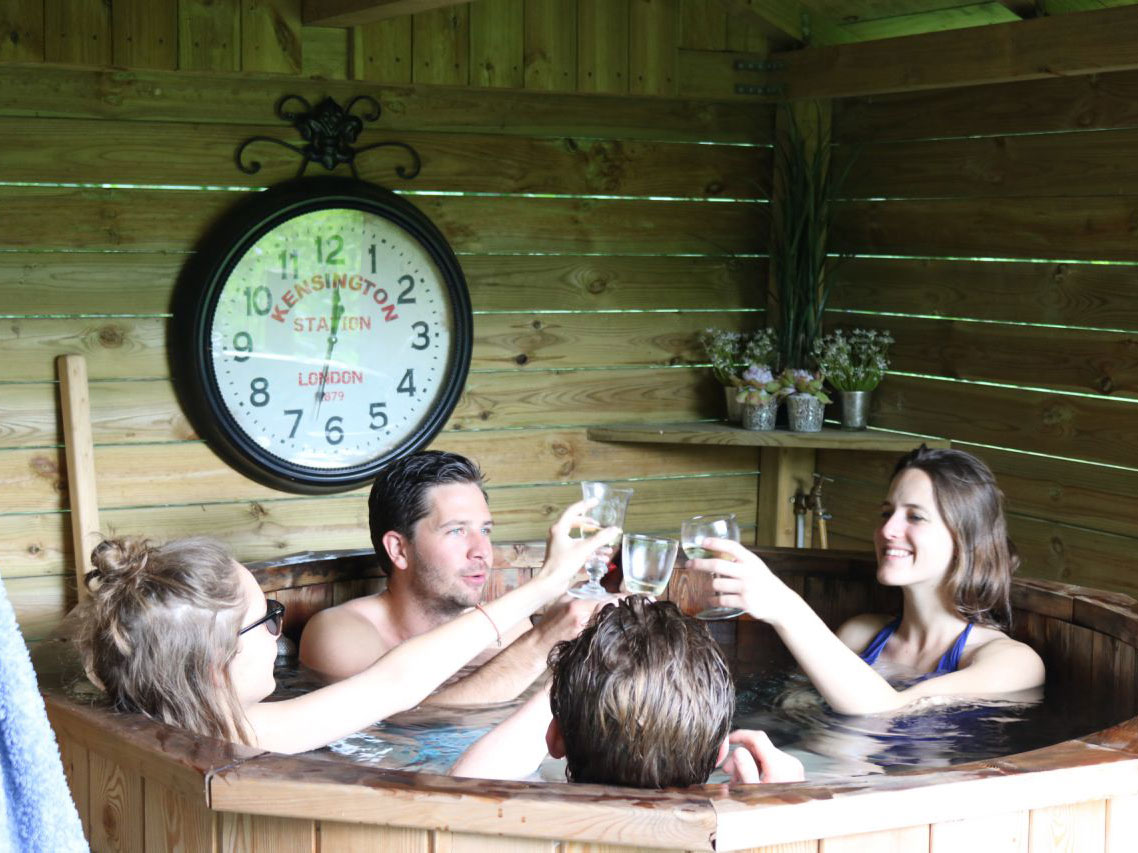 Enjoy Hot Tub Cottage in Yorkshire Dales
